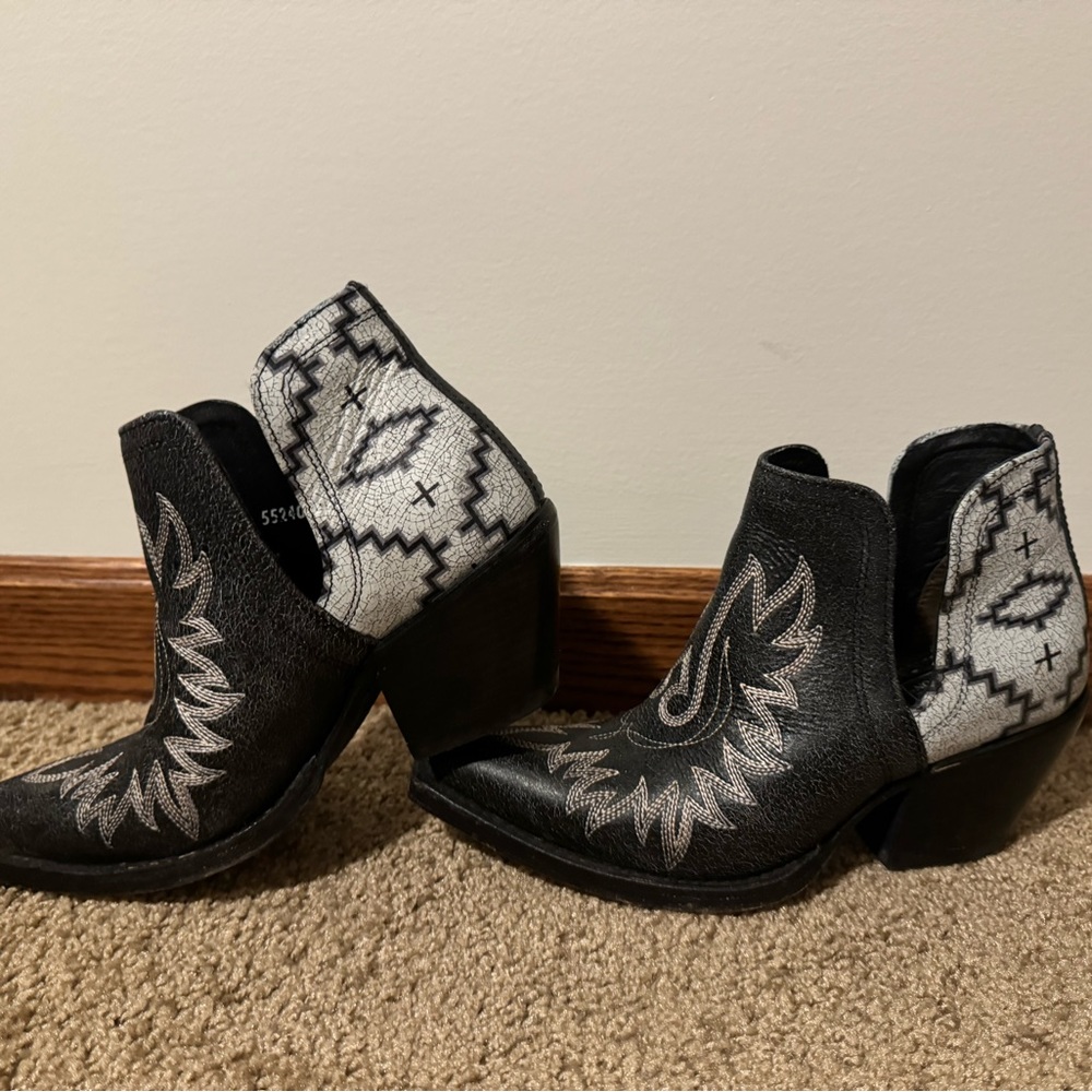 Ariat Dixon Pendleton Boots